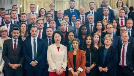 صورة تهز وستمنستر: نواب بريطانيا المطرودون من إسرائيل يتلقون دعمًا برلمانيًا واسعًا في مجلس العموم