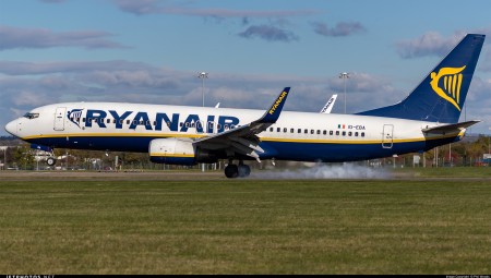 Ryanair تحذر من غرامة باهظة عند تعديل الأسماء في الحجوزات