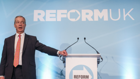 استطلاع: حزب الإصلاح يتقدم على العمال بفارق 9 نقاط وفاراج مرشح محتمل لرئاسة الحكومة