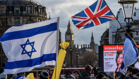 تعليق عضوية خمسة نواب يهود في بريطانيا بعد انتقادهم للحرب على غزة