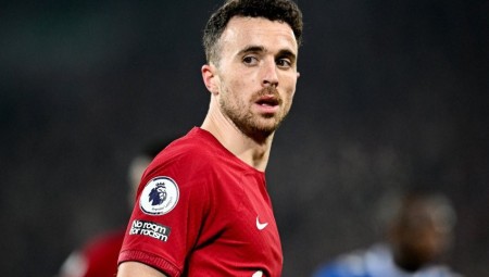 وفاة نجم ليفربول ديوغو جوتا في حادث سير مأساوي