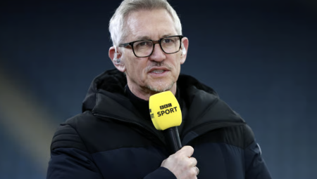 غاري لينيكر ينتقد BBC بعد إلغاء عرض وثائقي عن غزة ويصف القرار بـالمخزي