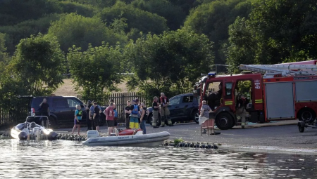 العثور على جثة فتى مراهق في بحيرة بمدينة برمنغهام