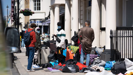 الحكومة البريطانية تمتنع عن إبلاغ المجتمعات بوجود فنادق لإيواء طالبي اللجوء