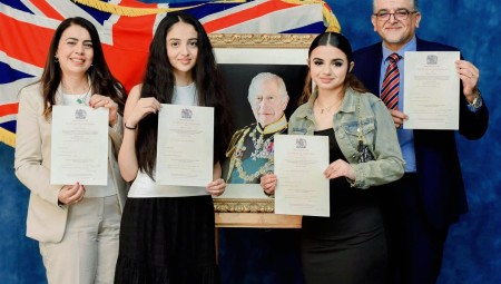 منصة عرب لندن تهنئ الدكتور بلال زعيتر بحصوله على الجنسية البريطانية