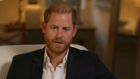 الأمير هاري يرد على اتهامات كتاب جديد: لم أتشاجر مع الأمير أندرو