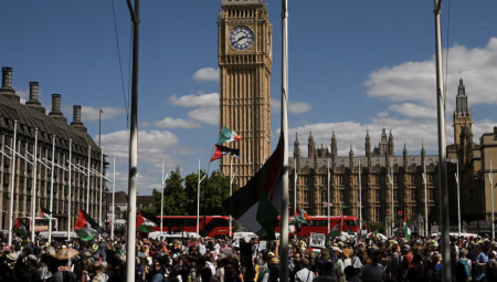 دراسة جديدة: 45% من البريطانيين يصفون إسرائيل بالنازية
