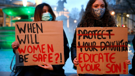 شرطة لندن تعتقل خمسة ضباط بتهمة التستر على زميل متهم بالاعتداء الجنسي