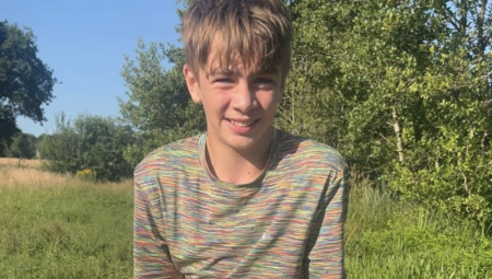 وفاة طفل في الثانية عشرة إثر حادث مأساوي في ملعب بتشيشير