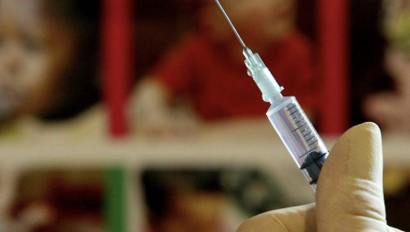 وفاة رضيع في بريطانيا بسبب السعال الديكي وتراجع التطعيمات يثير القلق