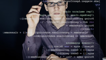 دراسة: ثلث الشركات البريطانية تتجسس على موظفيها باستخدام برامج المراقبة