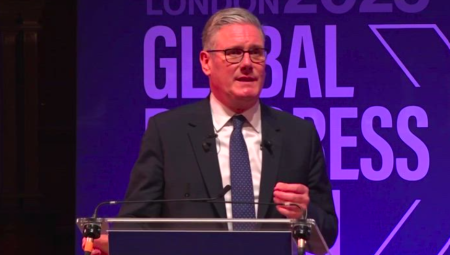 ستارمر: معركتنا مع حزب الإصلاح هي من أجل روح بريطانيا