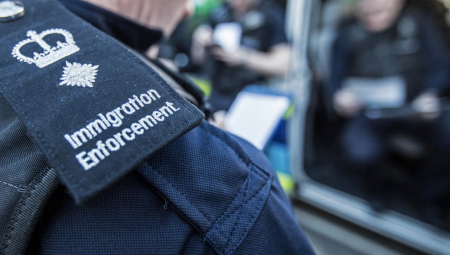 أكثر من مليون وستمئة ألف بريطاني يعارضون خطة الهوية الرقمية