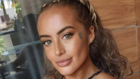 بريطانية تفقد حياتها بعد عضة كلب أثناء إطعامه قطعة دجاج!