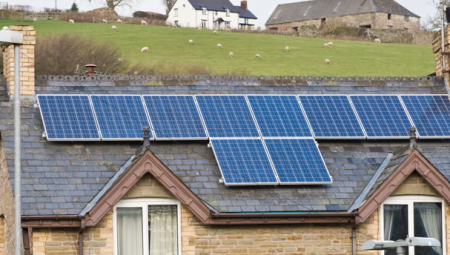 الأسر البريطانية تتجه للطاقة النظيفة هرباً من ارتفاع تكاليف الوقود