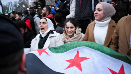 الاتحاد الأوروبي يُغيّر قواعد اللجوء للسوريين بعد سقوط الأسد