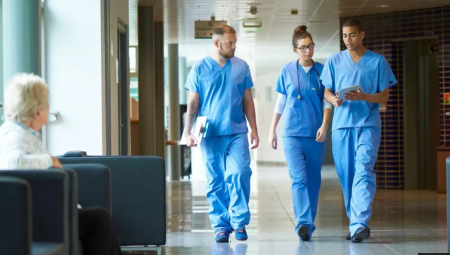 92% صوتوا لصالحه… أطباء اسكتلندا المقيمون يعلنون أول إضراب شامل في تاريخ الـNHS