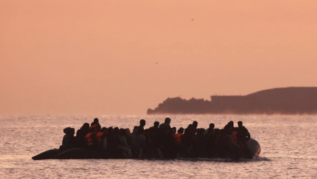 أنغولا وناميبيا تتعهدان باستقبال المهاجرين المرحلين من بريطانيا بعد تهديد بوقف التأشيرات