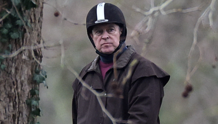 الشرطة البريطانية تراجع ادعاءات جديدة بشأن علاقة الأمير أندرو بجيفري إبستين