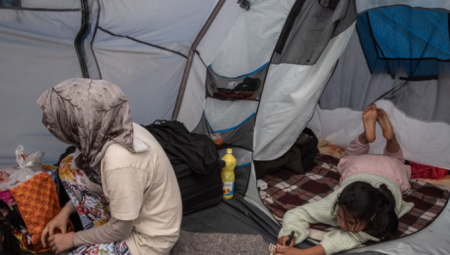 المحكمة العليا تنظر في طعن ضد قرار تعليق لمّ شمل أسر اللاجئين في بريطانيا