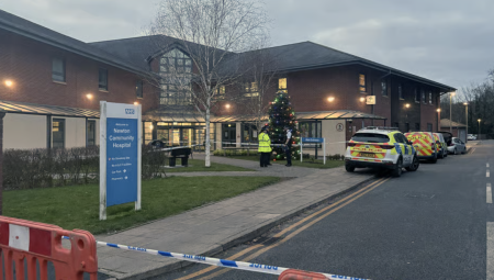 إصابة 6 أشخاص في هجوم على مستشفى في ميرسيسايد