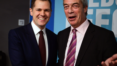 المعارضون يصفون جينريك بالـ”دجّال” بعد انضمامه إلى حزب الإصلاح