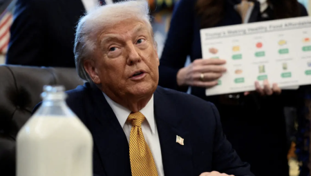 ترامب يهاجم قادة أوروبيين ويؤكد عزمه المضي في خطة السيطرة على غرينلاند