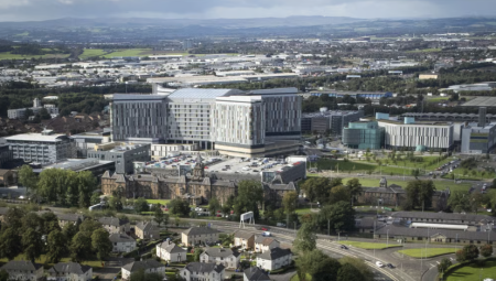 الشرطة الاسكتلندية تحقق في ست وفيات مرتبطة بعدوى داخل مستشفى غلاسكو