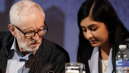 خلاف داخل حزب يور بارتي حول تحويل التبرعات وسط جدل حول إدارة الأموال