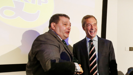 سياسي بريطاني ينفي تلقي أموال للترويج لمصالح روسيا