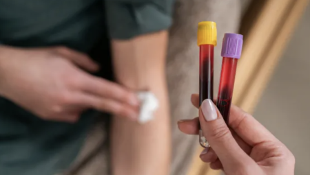 اختبار دمٍّ جديد يكشف أكثر من 50 نوعًا من السرطان ويُبشّر بثورة في الكشف المبكر