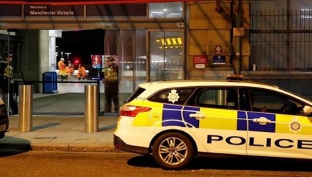 حادث طعن جديد بلندن.. 4 جرحى وشخص ينقل للمستشفى