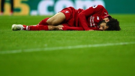 إصابة النجم محمد صلاح تصل للشرطة البريطانية!!